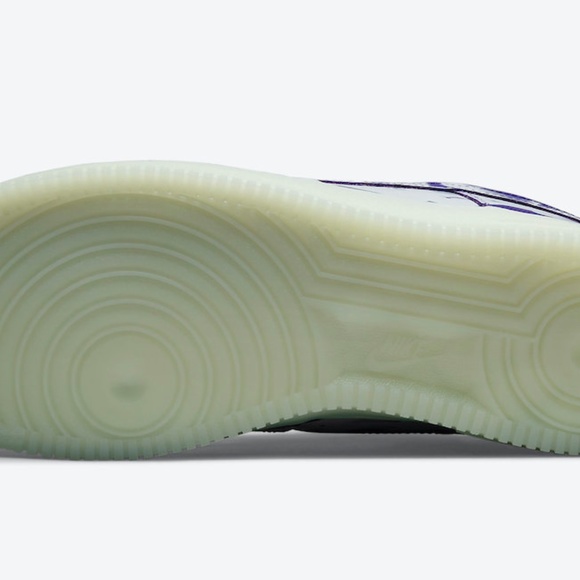 Nike Air Force 1 QS Halloween Purple Skeleton (2021) CU8067 500 - Picture 7 of 10